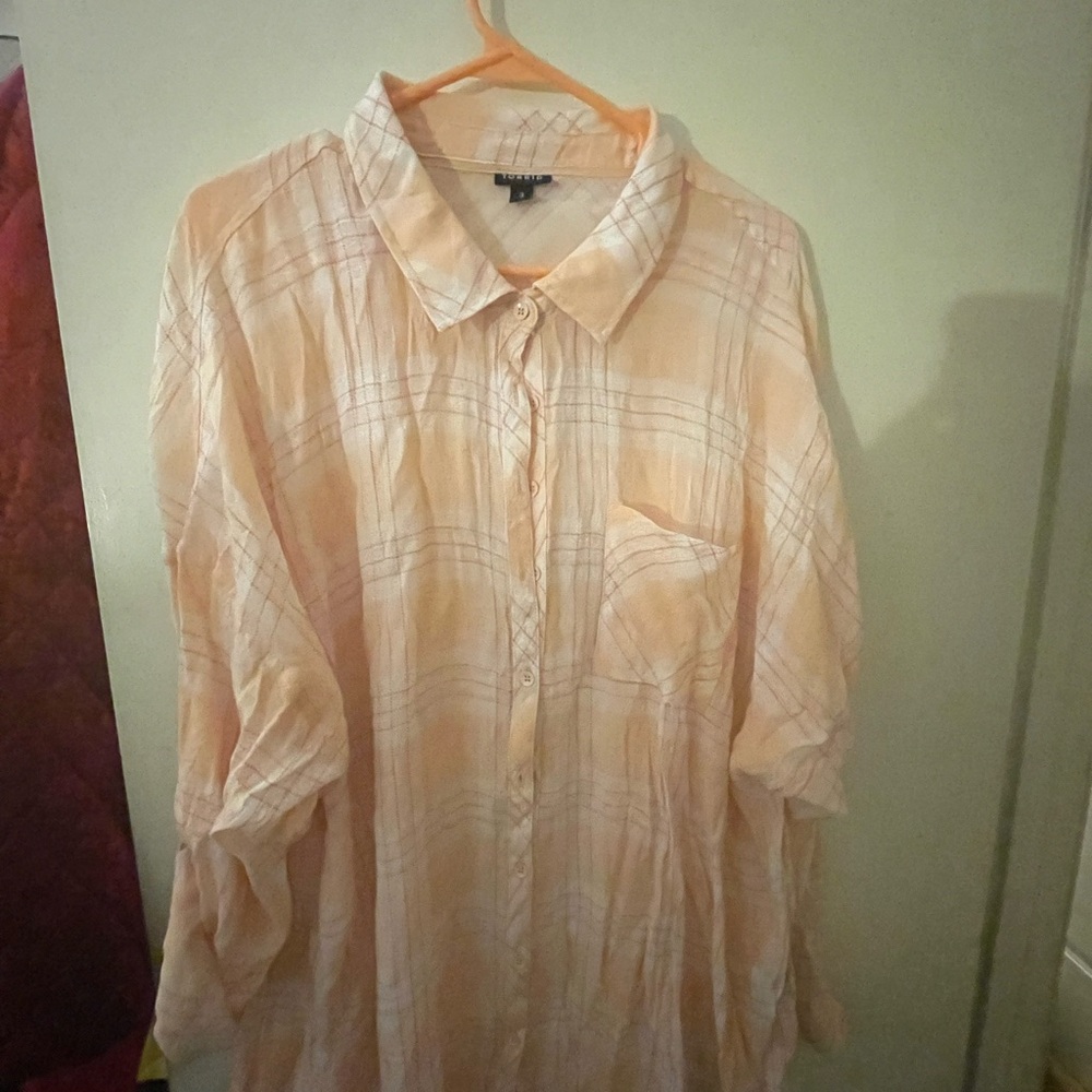 Torrid Peach and White Plaid Shirt